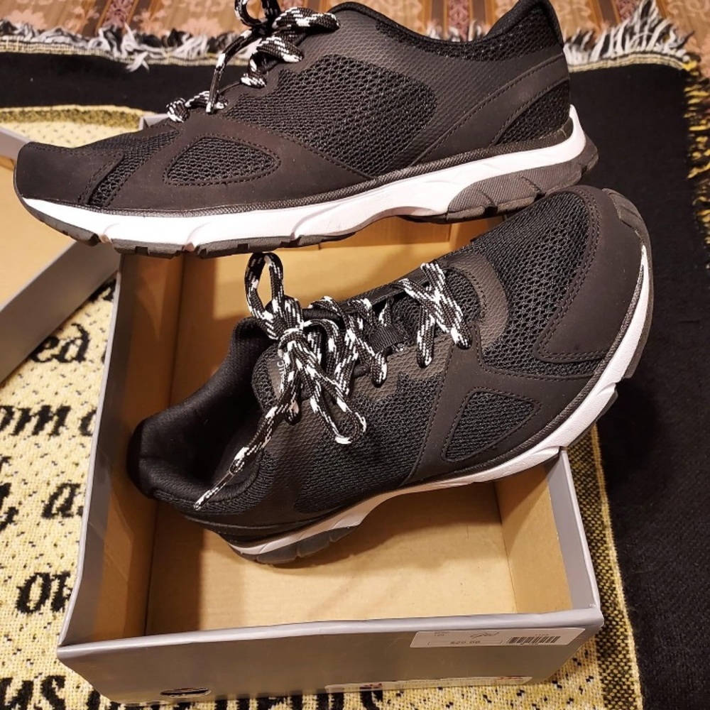 Unisex multi shoe